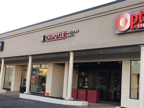 chipotle in hamden|More.